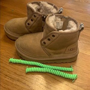 Ugg toddler size 8